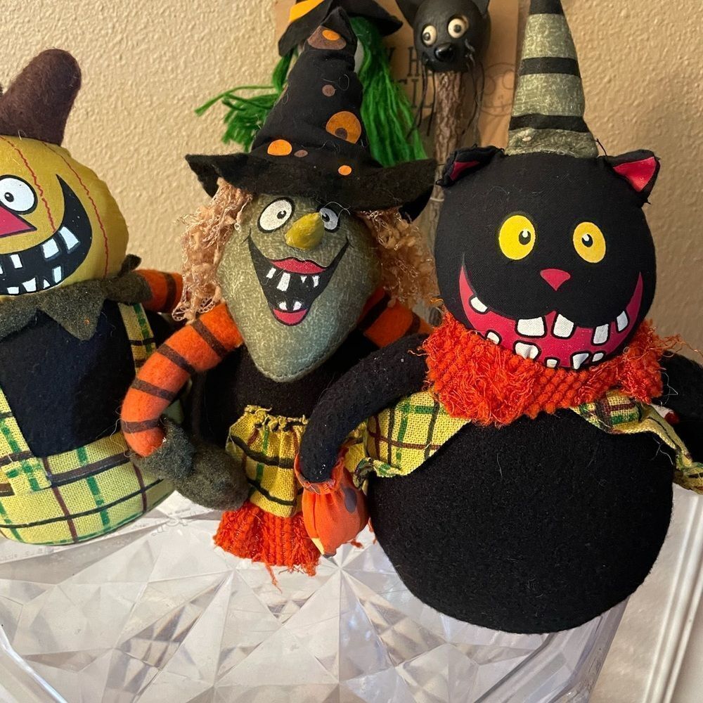 Halloween Bean Bag Characters Witch Cat plus Halloween Pencils Decorations - Picture 8 of 14